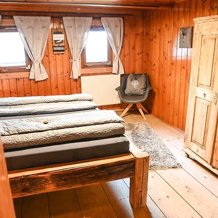 Semesterbostad Haus Prantl